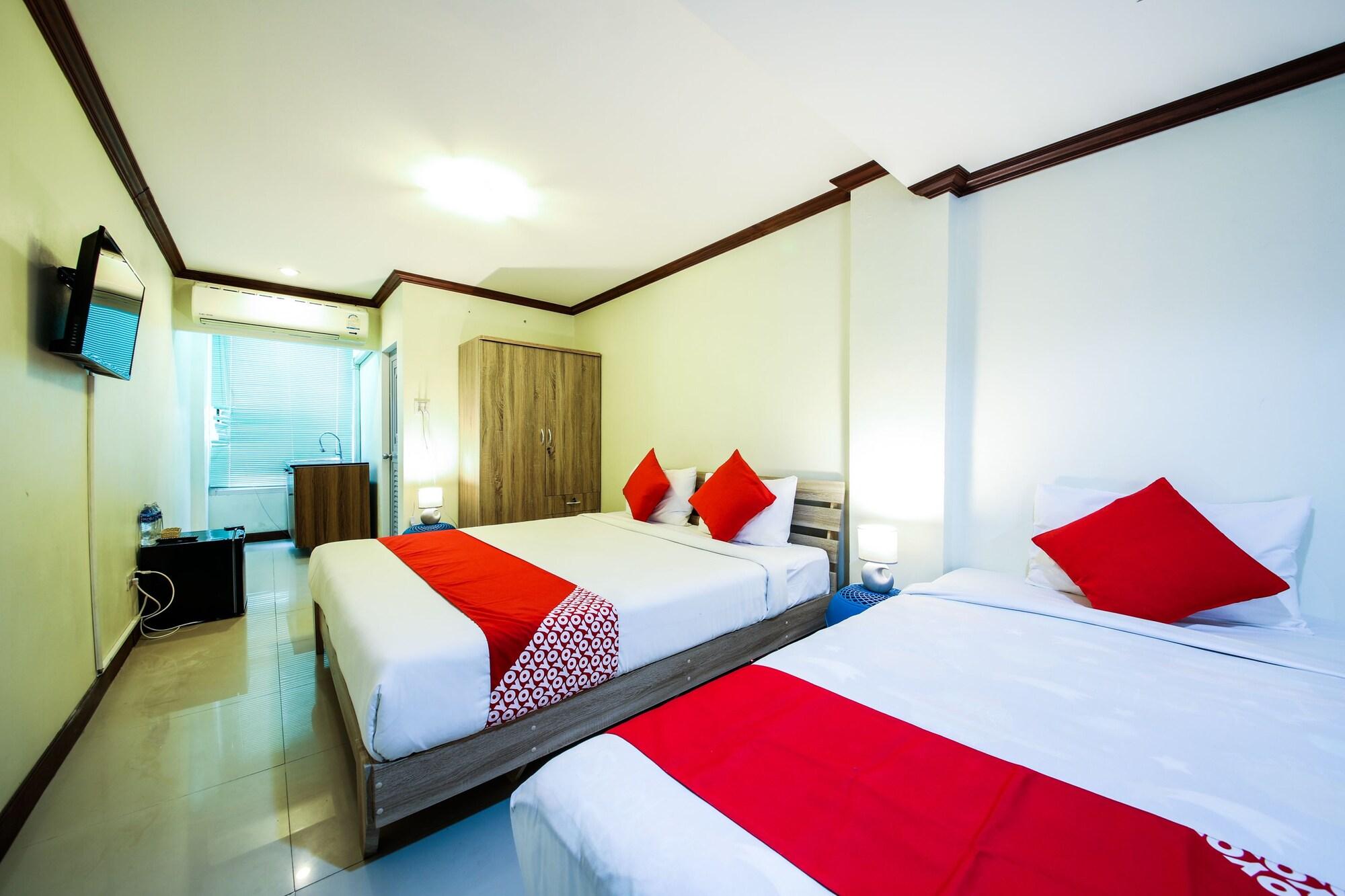 Oyo 118 Beach Walk Stay Patong Экстерьер фото