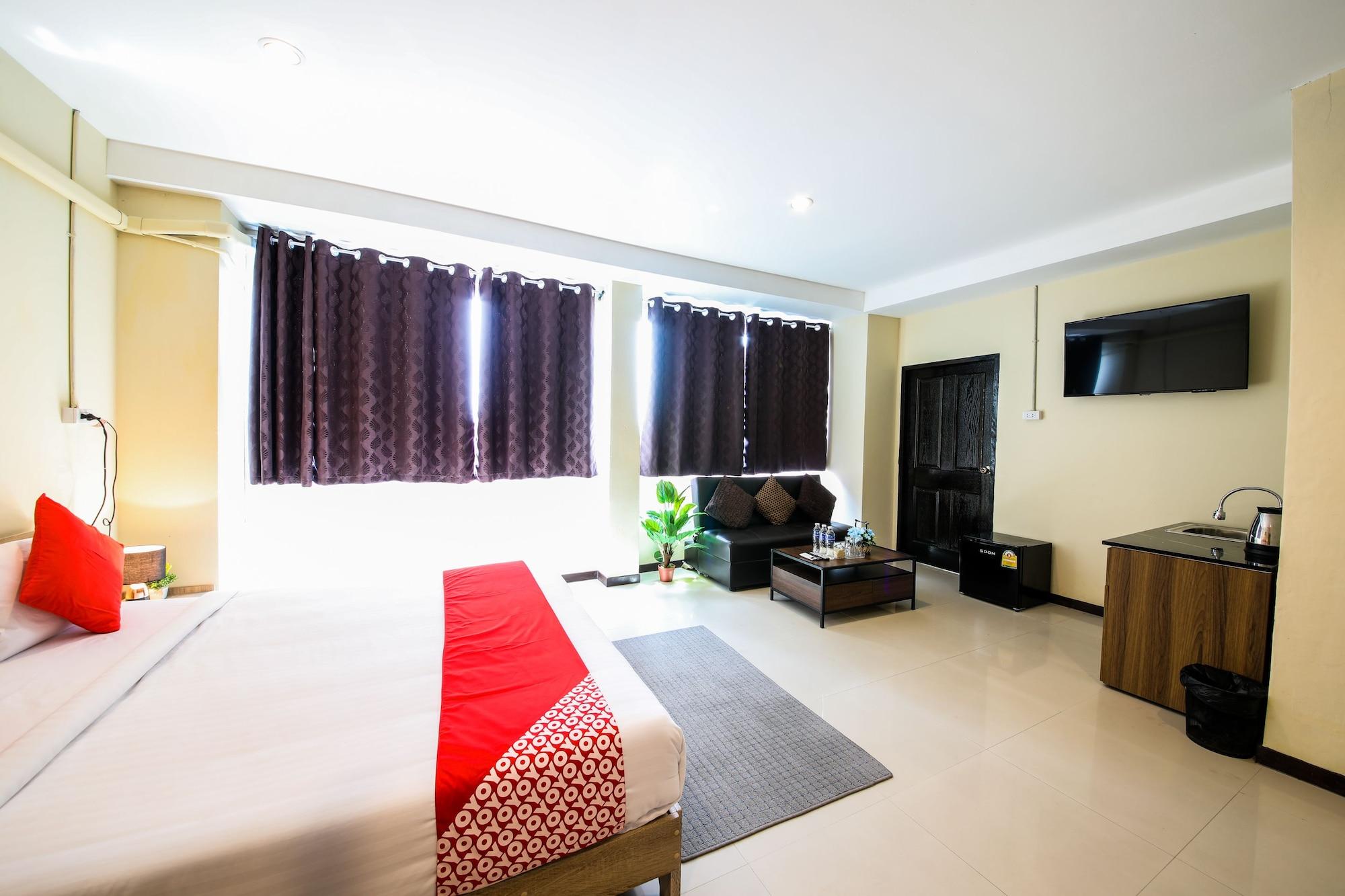 Oyo 118 Beach Walk Stay Patong Экстерьер фото